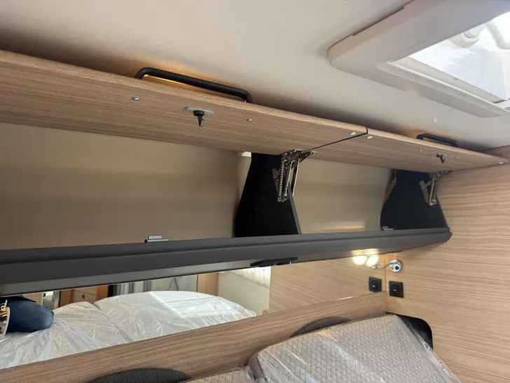 Fahrzeugbild Malibu T 480 RB QB K comfort Mercedes #30