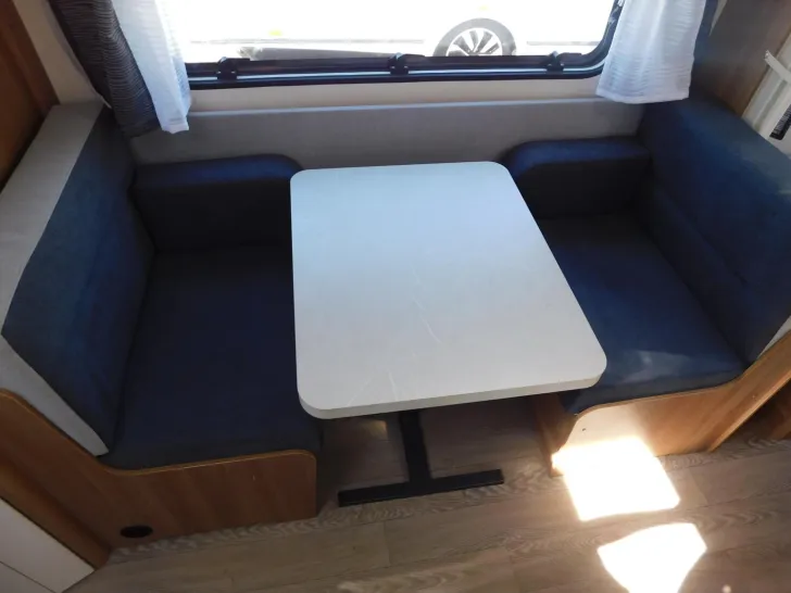 Fahrzeugbild Hobby Excellent 460 SL Mover, Vorzelt, Duo-Control #10