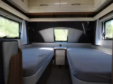 Fahrzeugbild Hobby Excellent 460 SL Mover, Vorzelt, Duo-Control #11