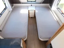 Fahrzeugbild Hobby Excellent 460 SL Mover, Vorzelt, Duo-Control #12