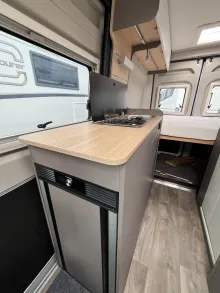 Fahrzeugbild LMC Innovan 540 #8
