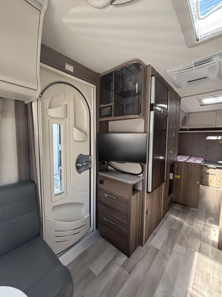 Fahrzeugbild Kabe Royal 560 GLE B2 Alde | Klima | Mover #9