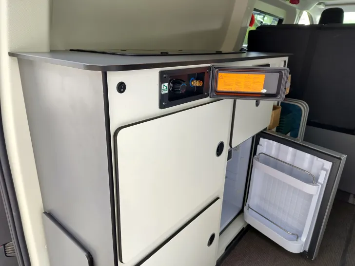 Fahrzeugbild Ford Transit Custom Nugget Aufstelldach gut #6