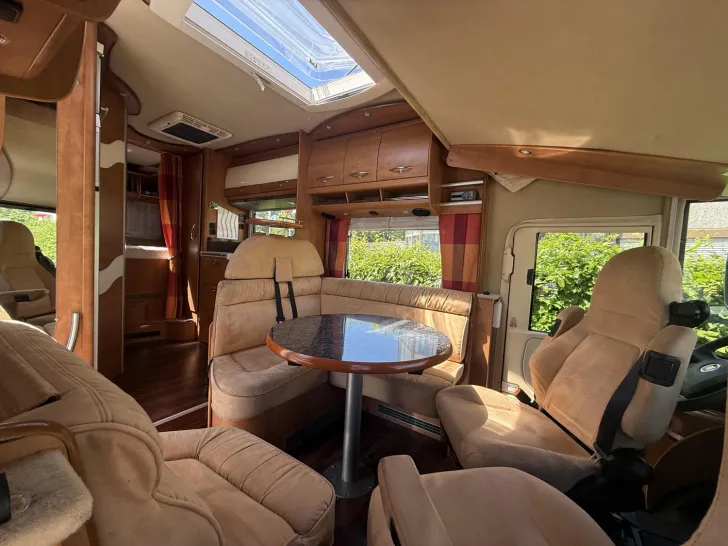 Fahrzeugbild Carthago chic c-line I I44 Solar Kamera Klima #8