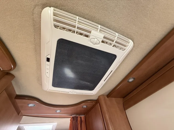 Fahrzeugbild Carthago chic c-line I I44 Solar Kamera Klima #15