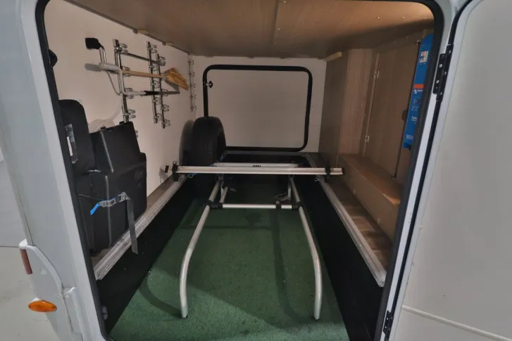 Fahrzeugbild Carado A 464/Festbett/Garage/Solar/2xKlima/Euro6/TOP #6