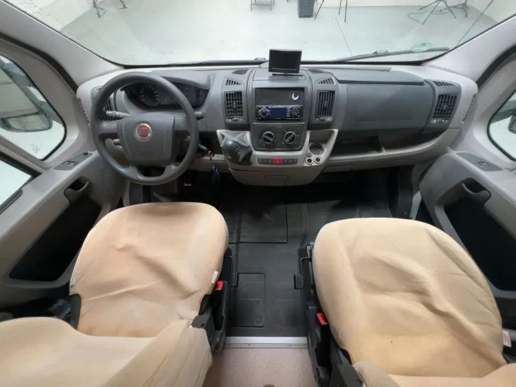 Fahrzeugbild Weinsberg TI 650 MEG/Einzelbetten/Garage/Klima/Markise #7