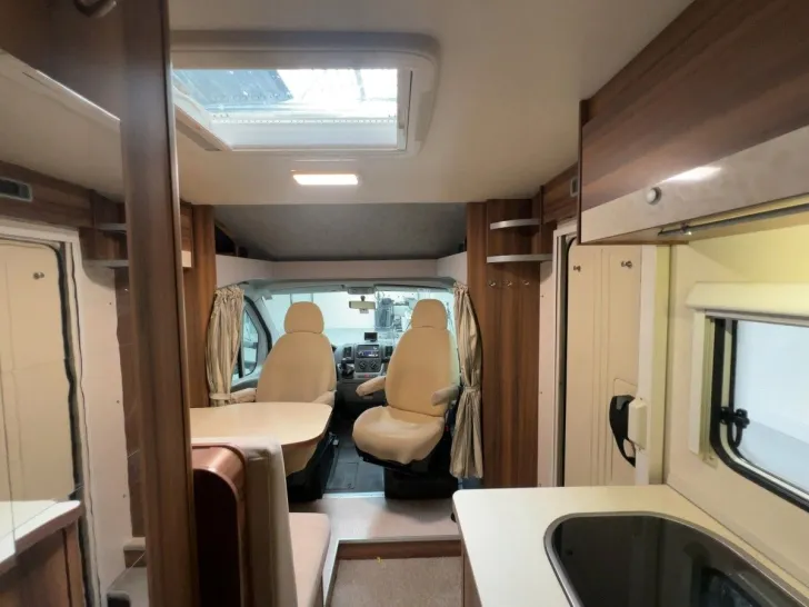 Fahrzeugbild Weinsberg TI 650 MEG/Einzelbetten/Garage/Klima/Markise #9