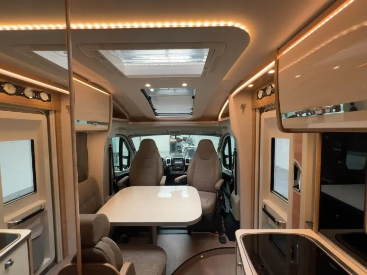 Fahrzeugbild Dethleffs Globebus GT T006/1.Hand/Einzelbetten/TOP #9
