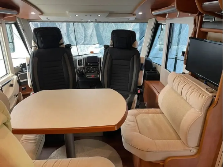 Fahrzeugbild Carthago chic c-line 4.2 Gut gepflegter Zusta #8