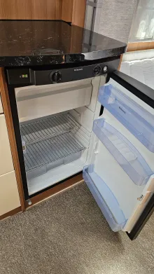 Fahrzeugbild LMC Musica 560 E Mover * Markise * Einzelbetten #12