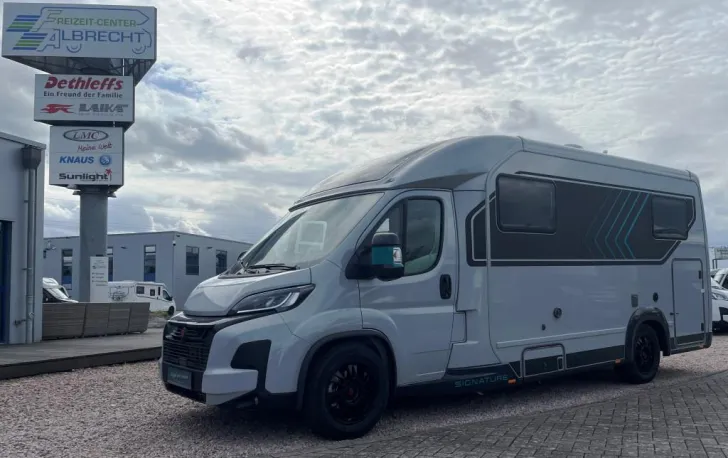 Fahrzeugbild Bürstner Signature SFT 7.0 #1