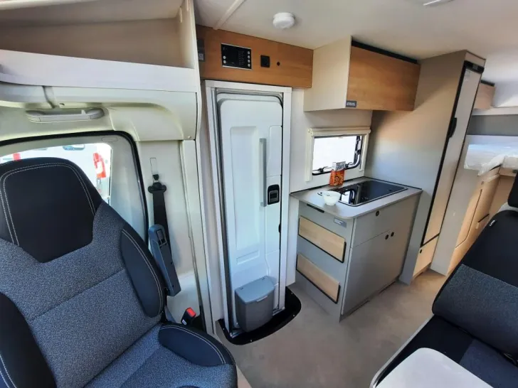 Fahrzeugbild LMC Tracer V 670 Verfüg./Sparen Sie 8.581,- € #4