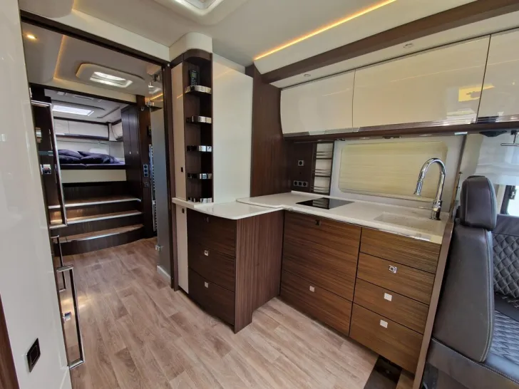 Fahrzeugbild Morelo Grand Empire 110 GSO #14