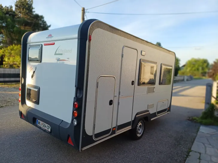 Fahrzeugbild Eifelland Deseo 400 LK gut epflegt #1