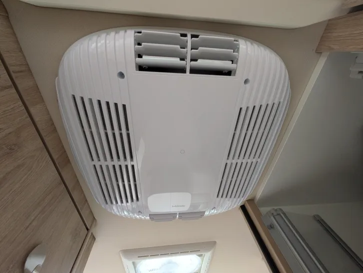 Fahrzeugbild Eura Mobil Integra Line IL 720 EF 180PS/Autom/Markise/Solar/Backofen/Dachklima/SAT/2XTV #20