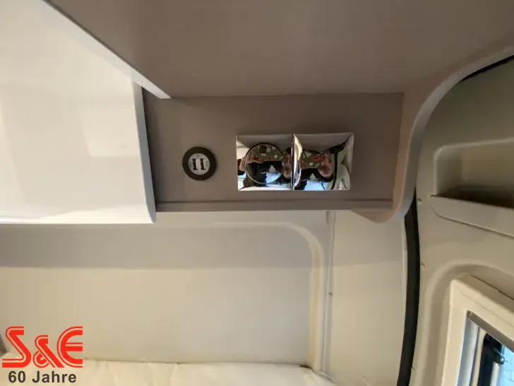 Fahrzeugbild Bürstner Eliseo C 602 #17