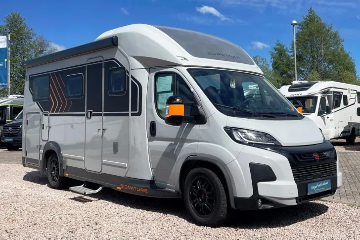 Fahrzeugbild Bürstner Signature SFT 7.1 Verfüg./Sparen Sie 11.607,- € #3