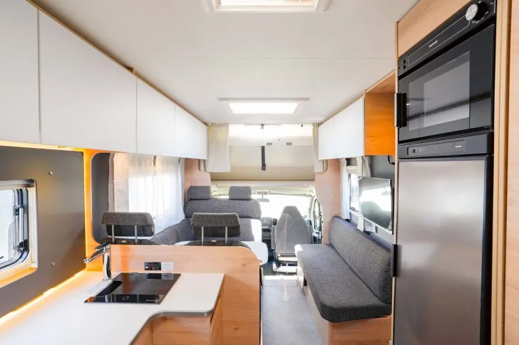 Fahrzeugbild Dethleffs XL A 7872-2 *FAMILIEN-LUXUS* #12