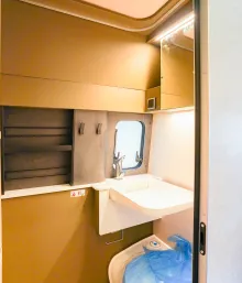 Fahrzeugbild Hymer Grand Canyon S CrossOver 600 VORTEIL: 16.840 EUR #12