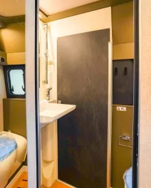 Fahrzeugbild Hymer Grand Canyon S 700 **PREISVORTEIL: 15.690 EURO** #11