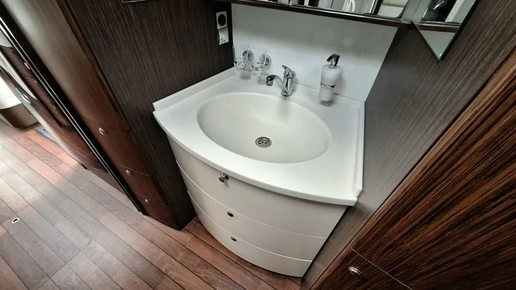 Fahrzeugbild Concorde Charisma 900 M #23