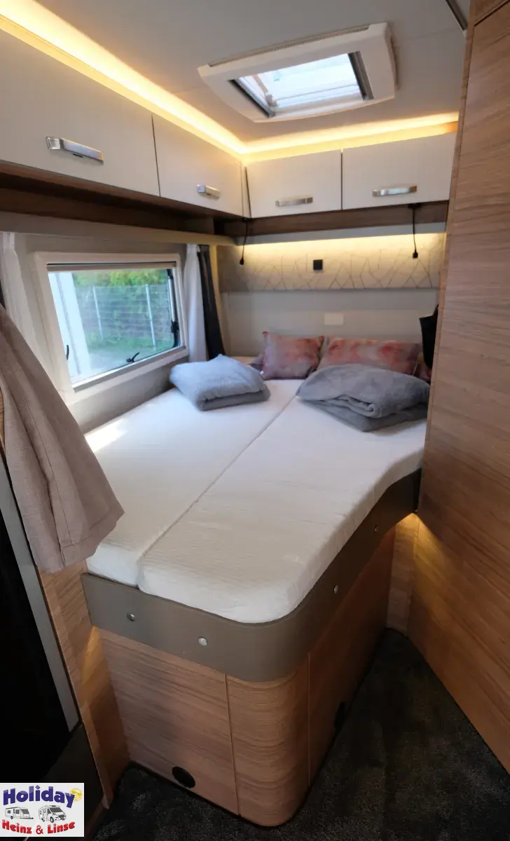 Fahrzeugbild Weinsberg CaraSuite 650 MF (Ford) 155 PS Schalter #8