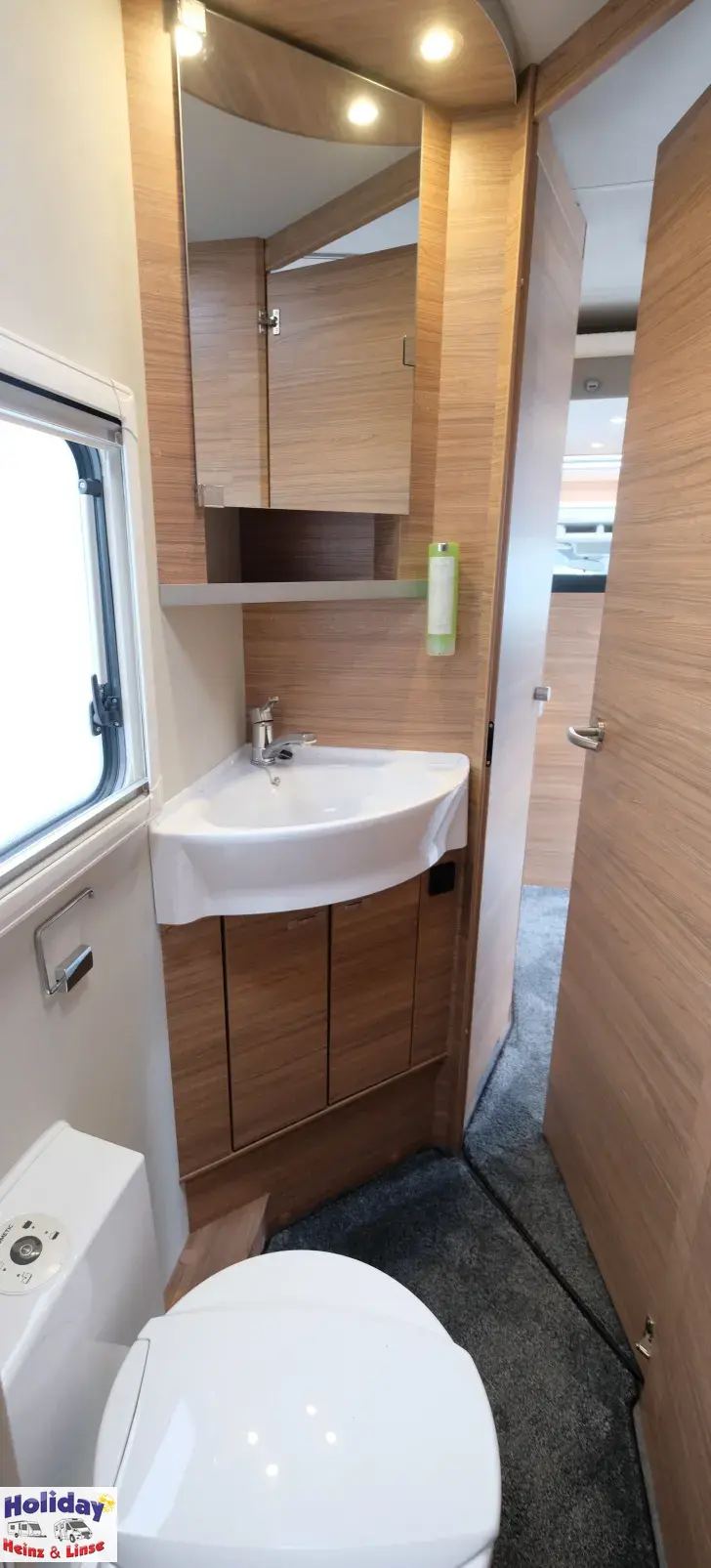 Fahrzeugbild Weinsberg CaraSuite 650 MF (Ford) 155 PS Schalter #10