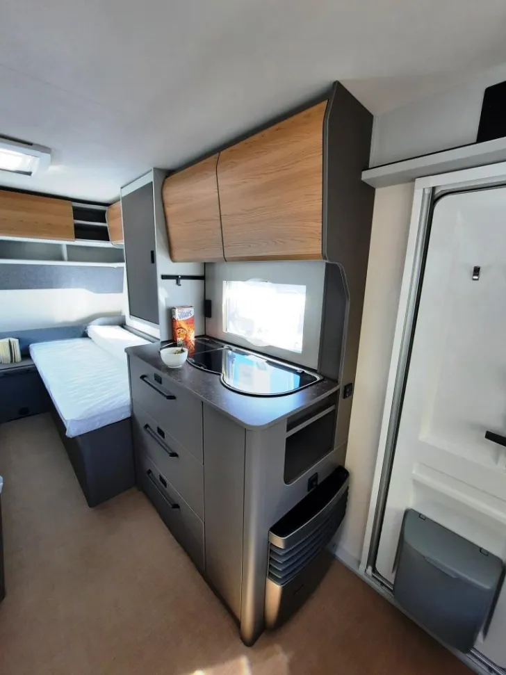 Fahrzeugbild Bürstner B66 490 TL Verfüg./Sparen Sie 3.630,- € #10