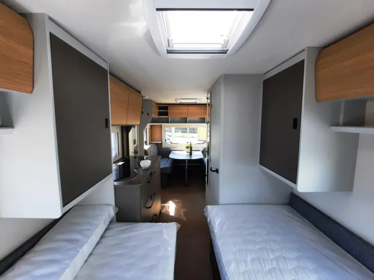 Fahrzeugbild Bürstner B66 490 TL Verfüg./Sparen Sie 3.630,- € #7
