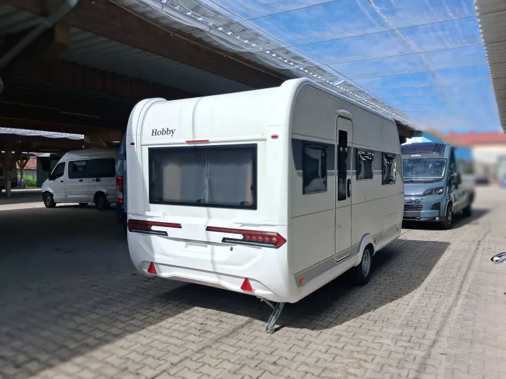 Fahrzeugbild Hobby OnTour 460 DL Einzelbetten-Auflastung 1500kg #9