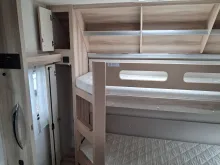 Fahrzeugbild Hobby De Luxe 540 KMFe - Stockbetten #30