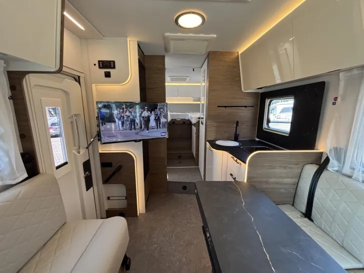Fahrzeugbild Corigon T Advanced 750 LS #11
