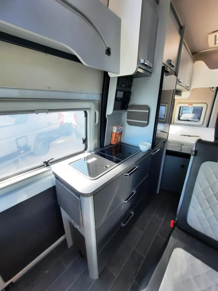 Fahrzeugbild Weinsberg CaraBus GREY 600 MQH EDITION [FIRE] Verfüg./Sparen Sie 11.372,- € #11
