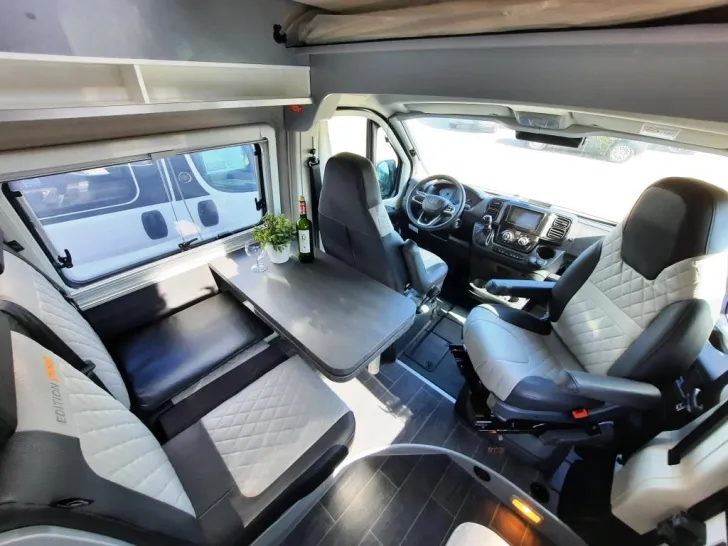 Fahrzeugbild Weinsberg CaraBus GREY 600 MQH EDITION [FIRE] Verfüg./Sparen Sie 11.372,- € #8