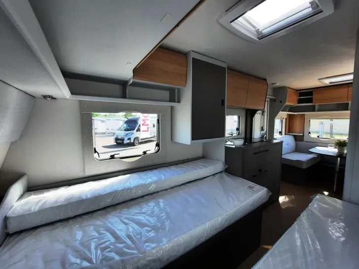 Fahrzeugbild Bürstner B66 490 TL Verfüg./Sparen Sie 3.630,- € #9