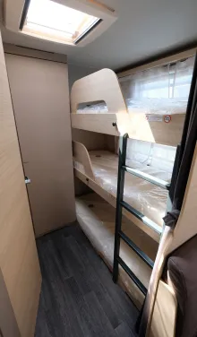 Fahrzeugbild Weinsberg CaraCito 500 QDK Auflastung auf 1.700 kg #7