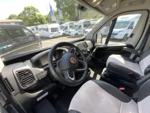 Fahrzeugbild Challenger Van V114 Road Edition Premium #3