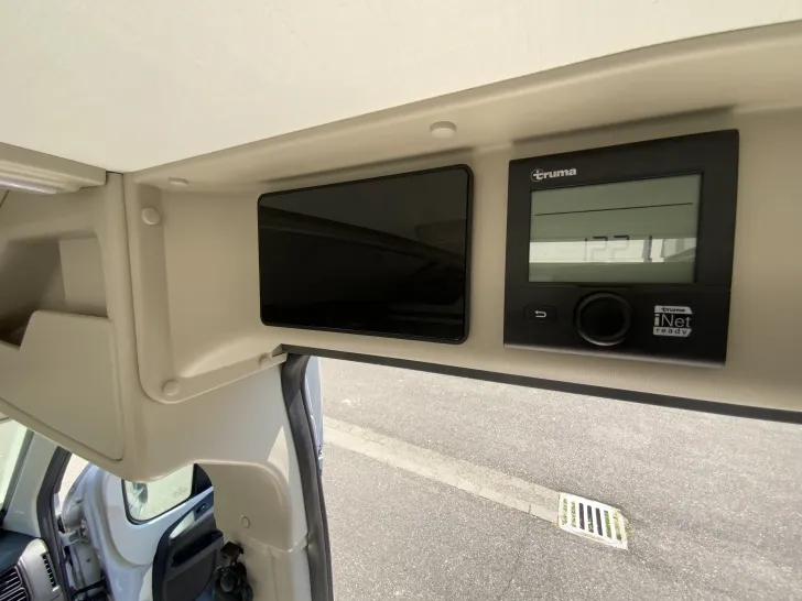 Fahrzeugbild Challenger Van V114 Road Edition Premium #16