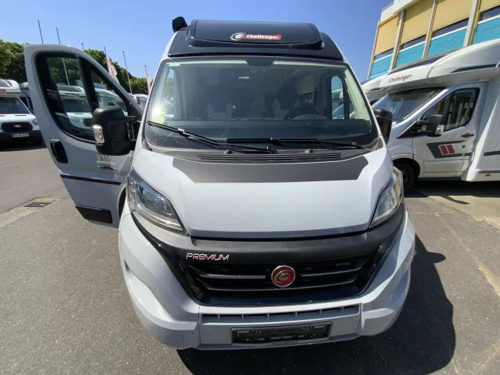 Fahrzeugbild Challenger Van V114 Road Edition Premium #20