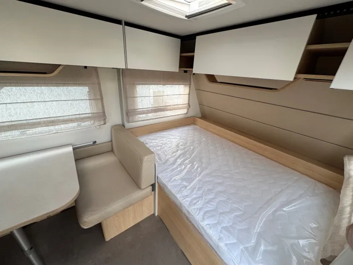 Fahrzeugbild LMC Style 493 K Sondermodell 70 Jahre #5
