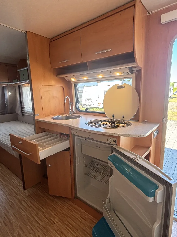 Fahrzeugbild Hymer Eriba Living 532 A inkl. Mover und Vorzelt #11