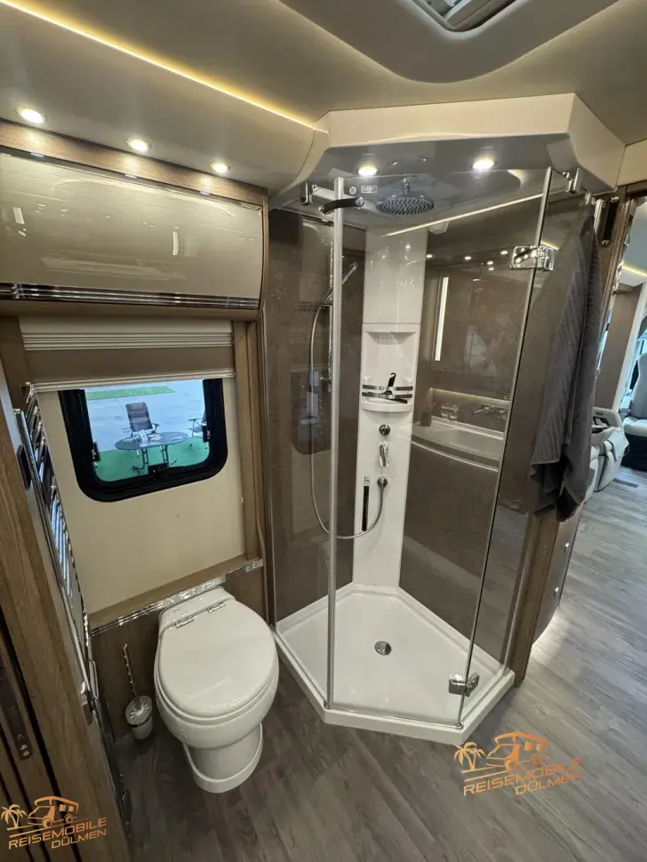 Fahrzeugbild Morelo Grand Empire 98 LSO #18