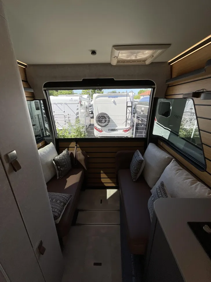 Fahrzeugbild Hymer Venture S Mercedes Verfügbar ab Dez 26! #32