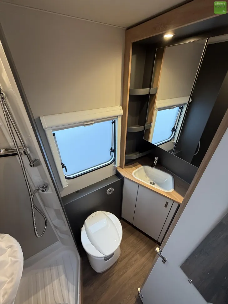 Fahrzeugbild Knaus Sport 500 KD 3er-Etagenbett 1800kg Dusche 2026 #24