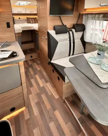 Fahrzeugbild Weinsberg CaraCompact 640 MEG EDITION [PEPPER] Licht & Sicht-Paket ,Automatik #7
