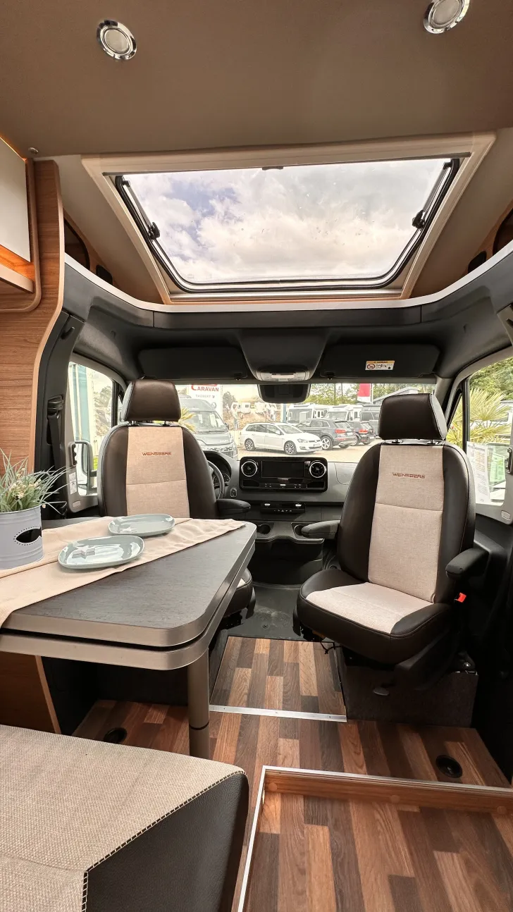 Fahrzeugbild Weinsberg CaraCompact 640 MEG EDITION [PEPPER] Licht & Sicht-Paket ,Automatik #9