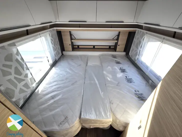 Sicht vorne-hinten Fendt Apero 515 SG