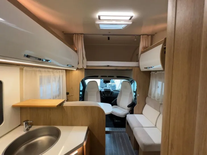 Fahrzeugbild Roller Team Kronos290/Festbett/Garage/Hubstützen/Klima/Solar #10