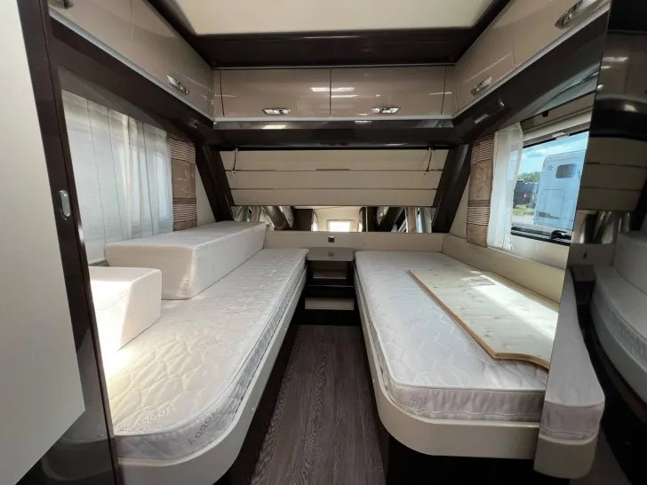 Fahrzeugbild Hobby Premium 495 UL+Fahrradträger+TV+100KM/H #13